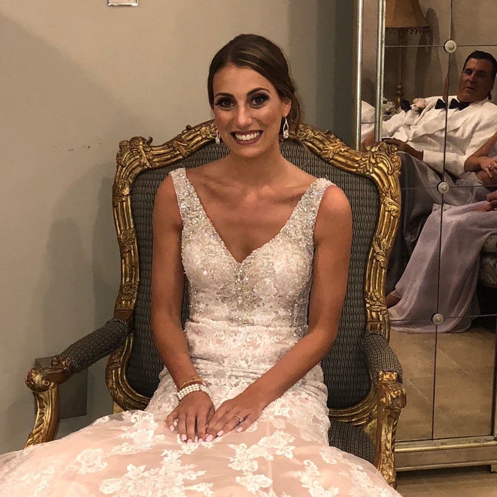 Meet your Posher, Arielle